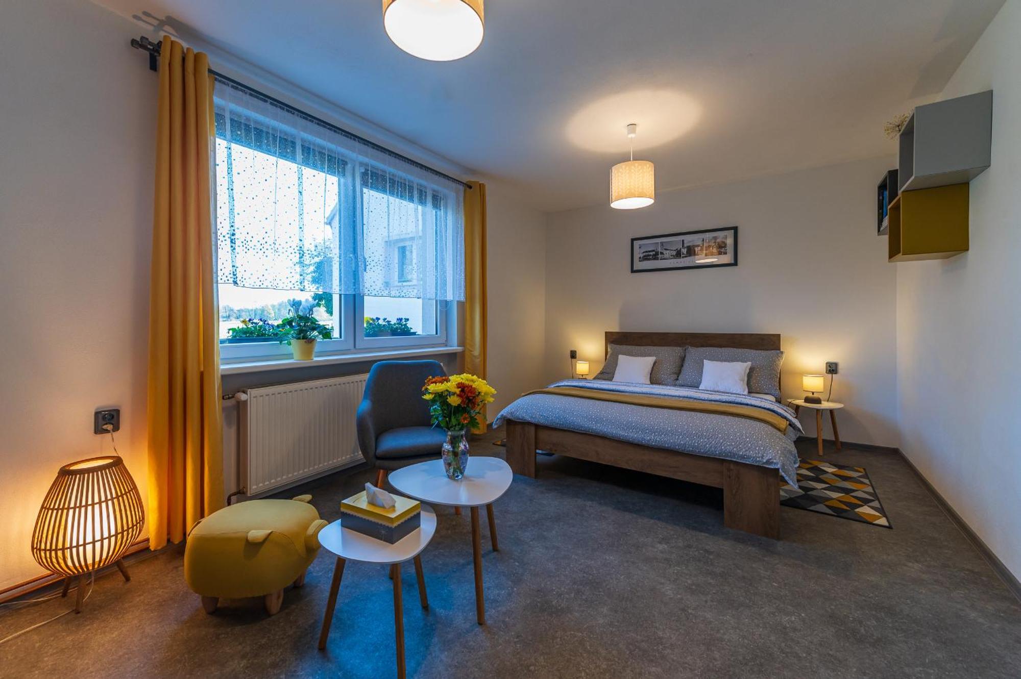 Ubytovani Na Samote - Apartman U Tesaru Komarice Dış mekan fotoğraf